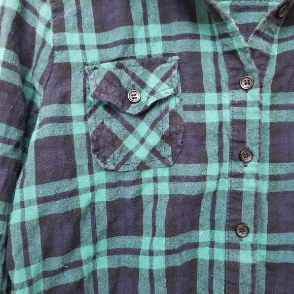 Plaid button down - Picture 3 of 5